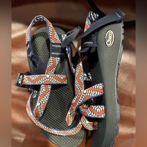 Chacos W7 Excellent Condition